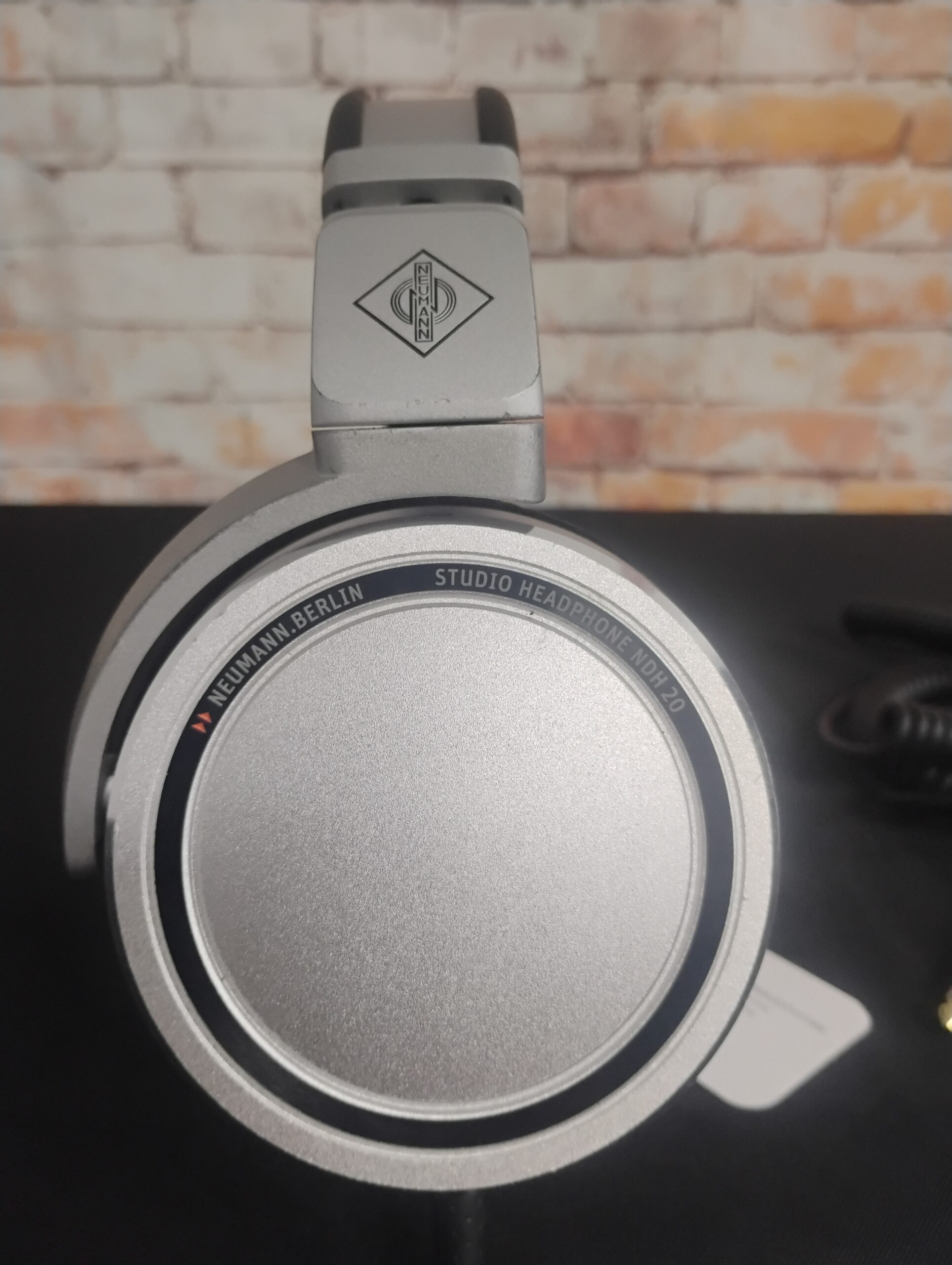 Neumann NDH 20 Studio Heaphones - Image 3