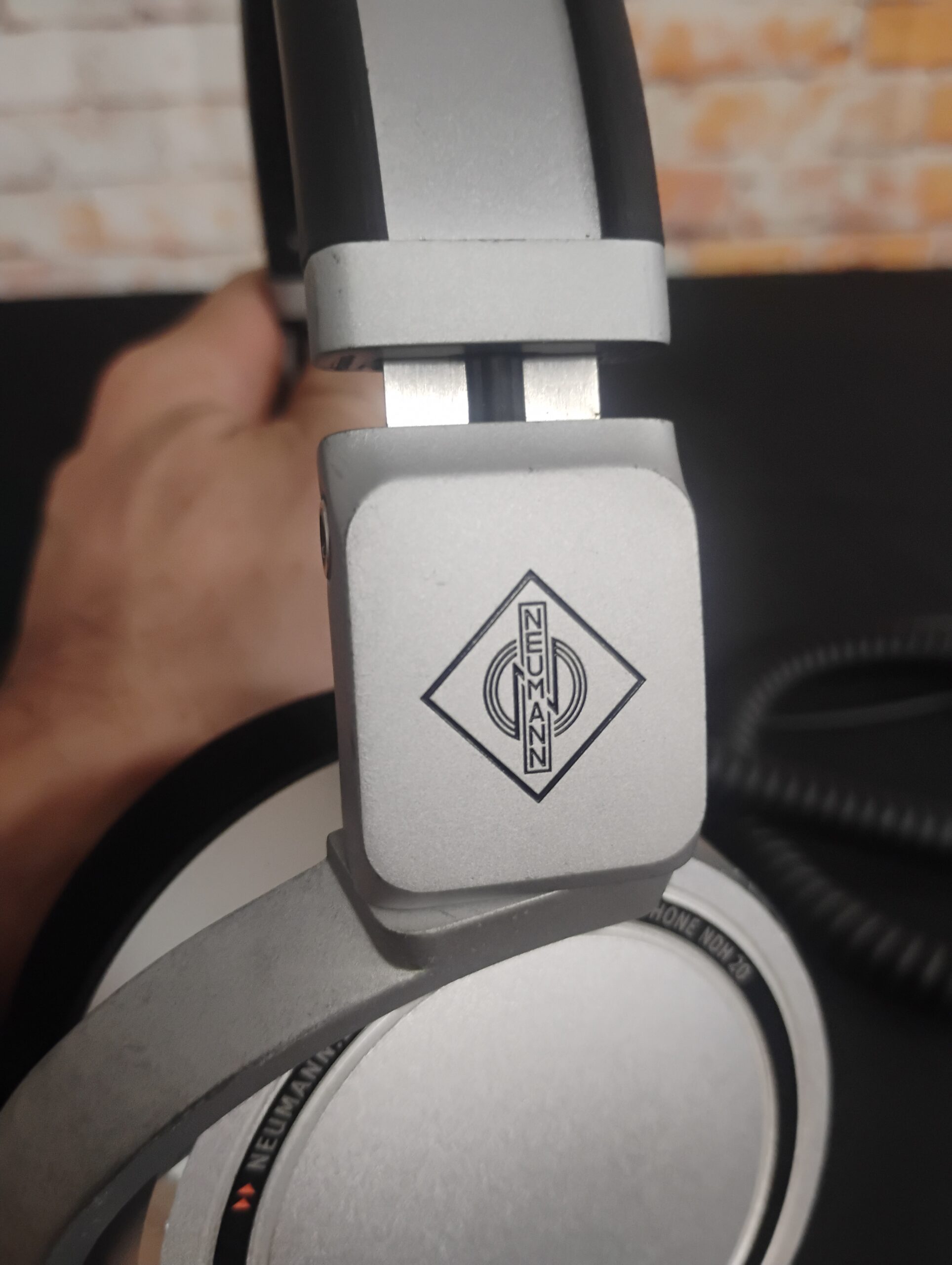 Neumann NDH 20 Studio Heaphones - Image 6