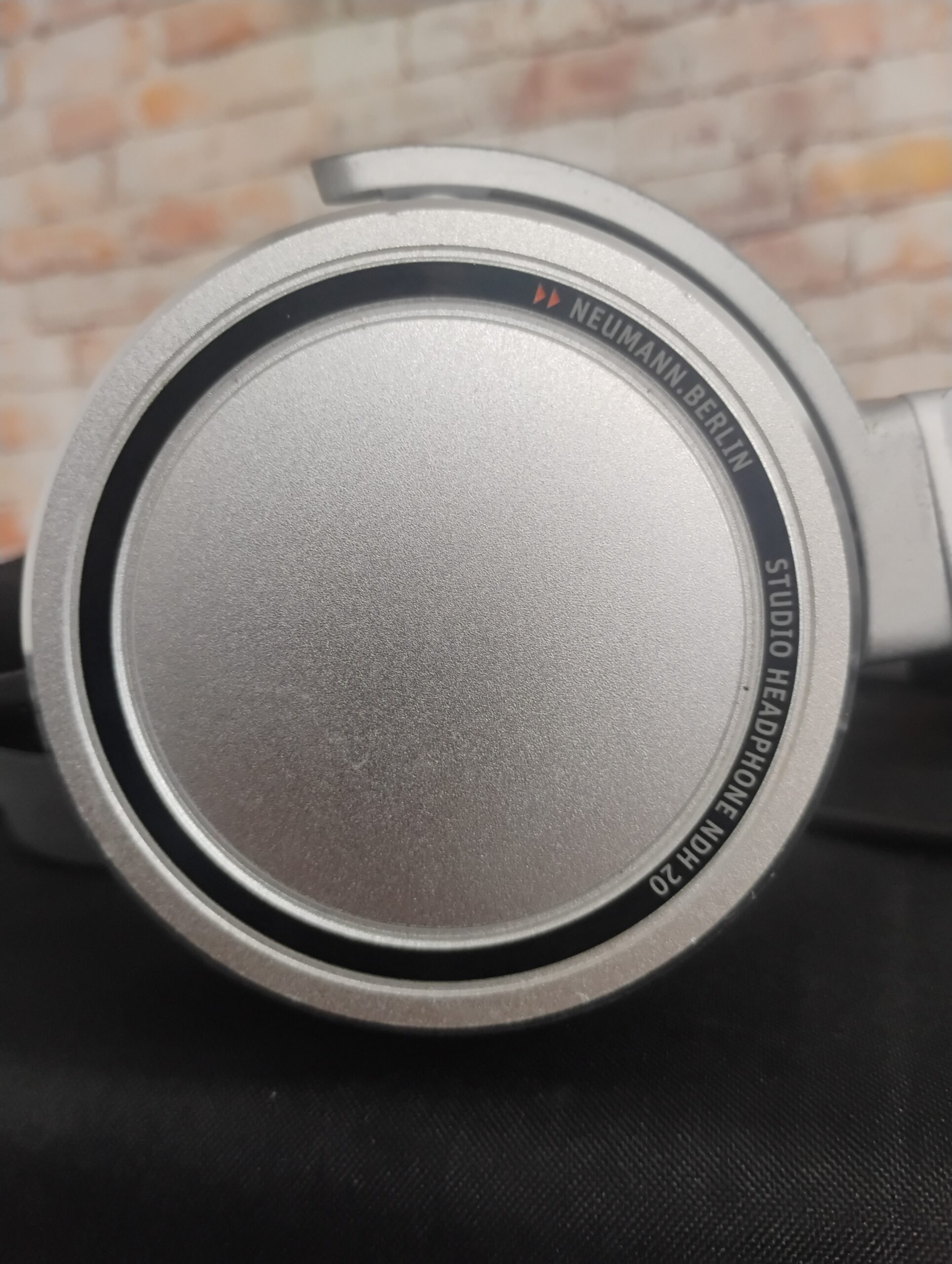 Neumann NDH 20 Studio Heaphones - Image 8