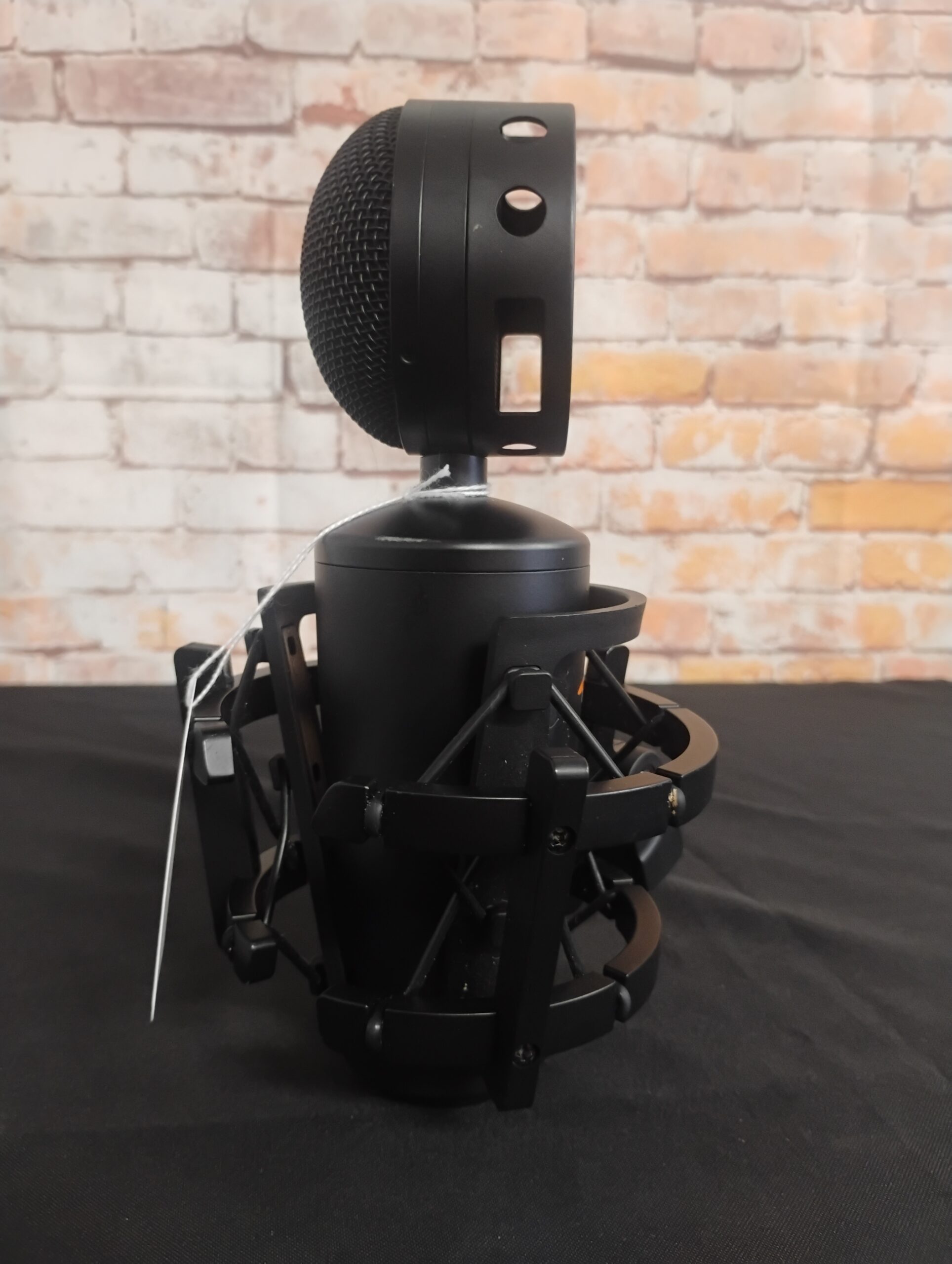 Neat Microphones King Bee II Large Diaphragm Cardioid Condenser Microphone - Image 3