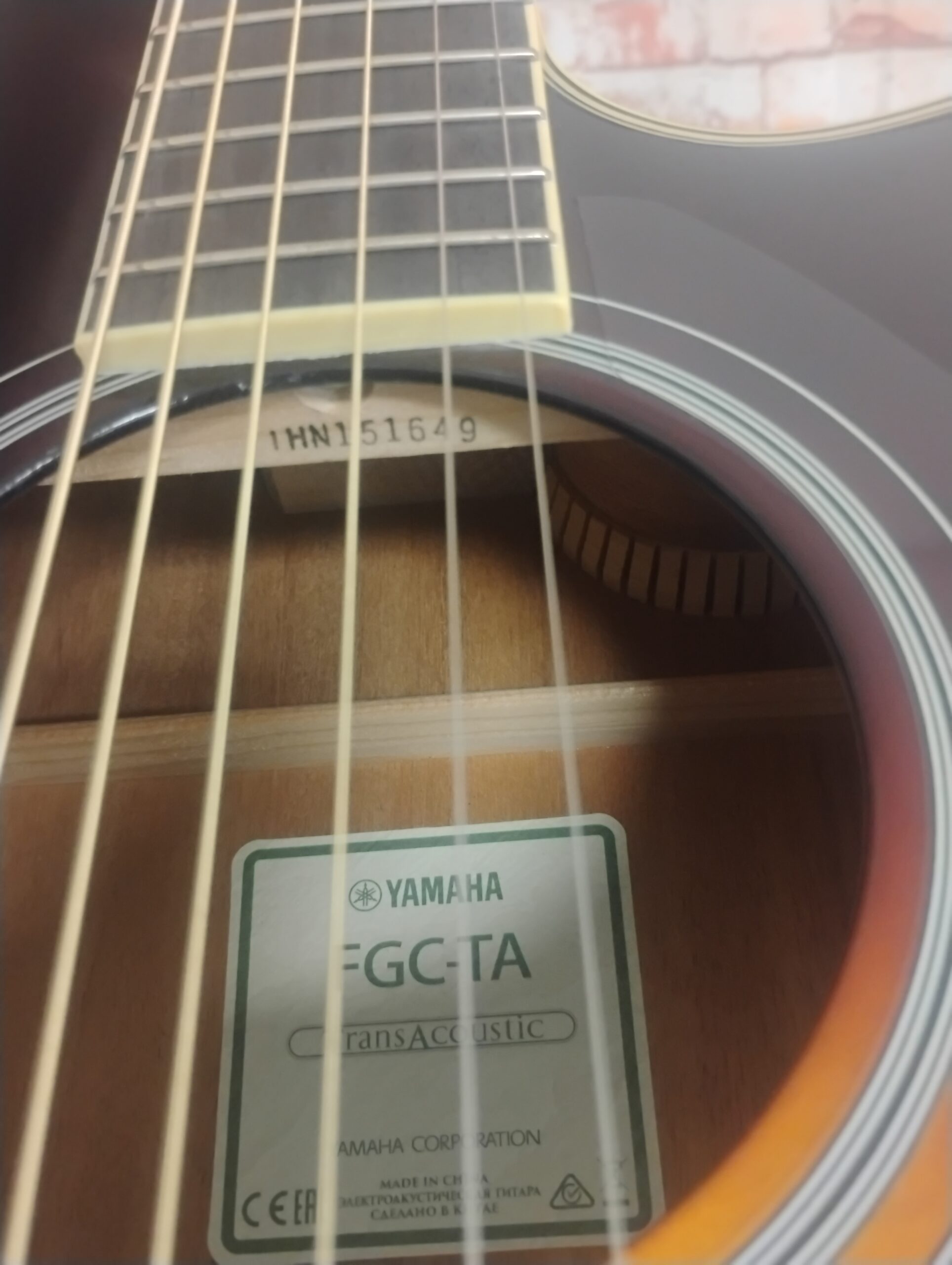 Yamaha FGC-TA - Image 5