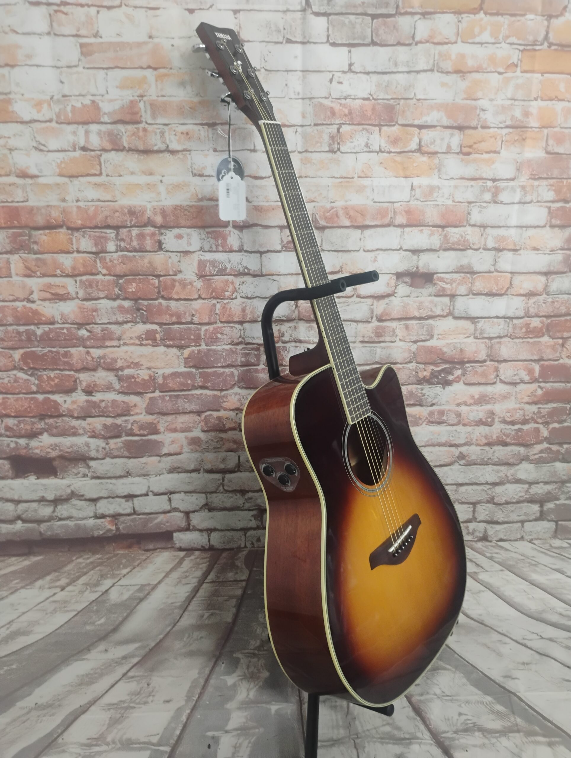 Yamaha FGC-TA - Image 12