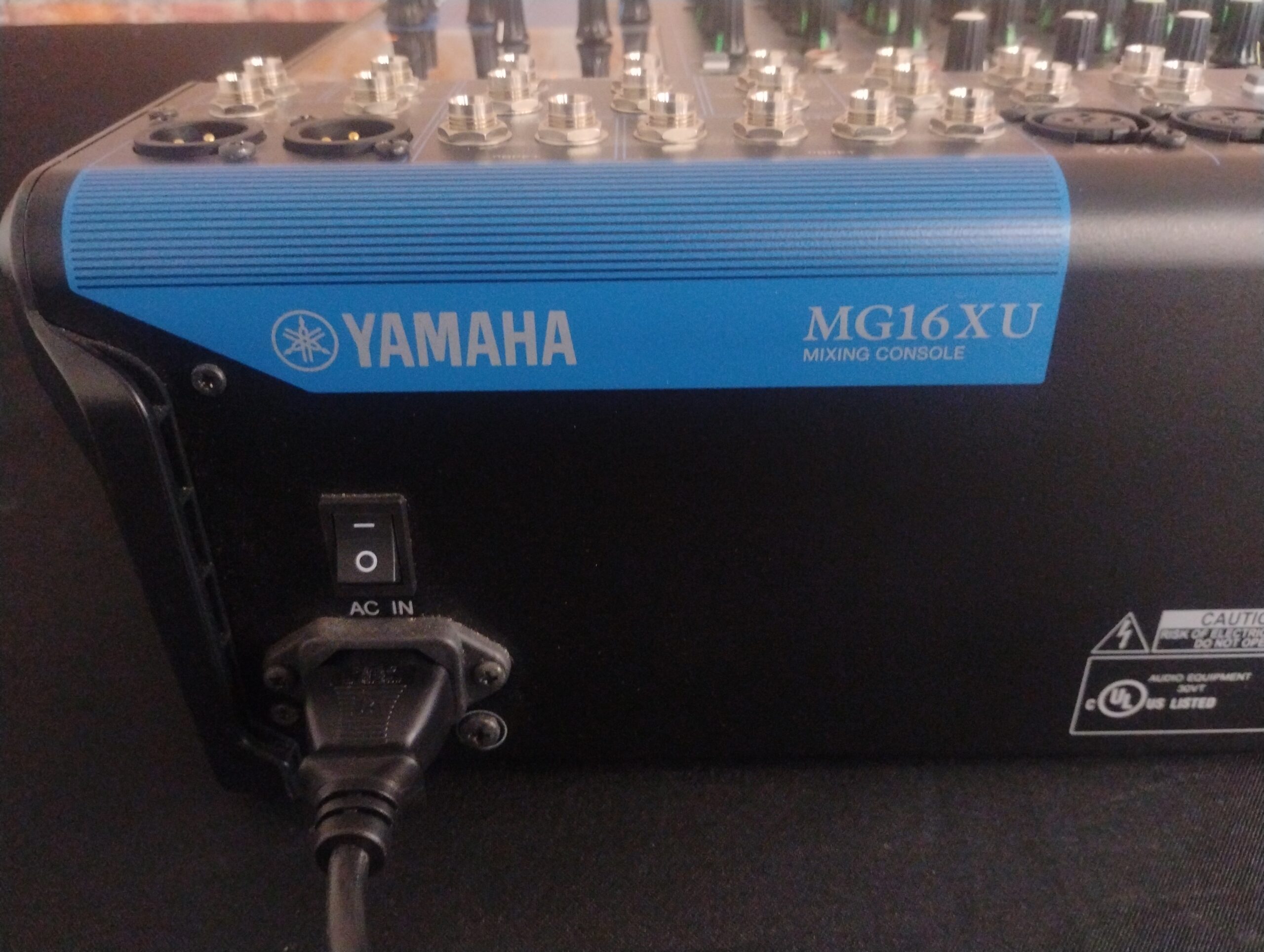 Yamaha MG16XU - Image 9